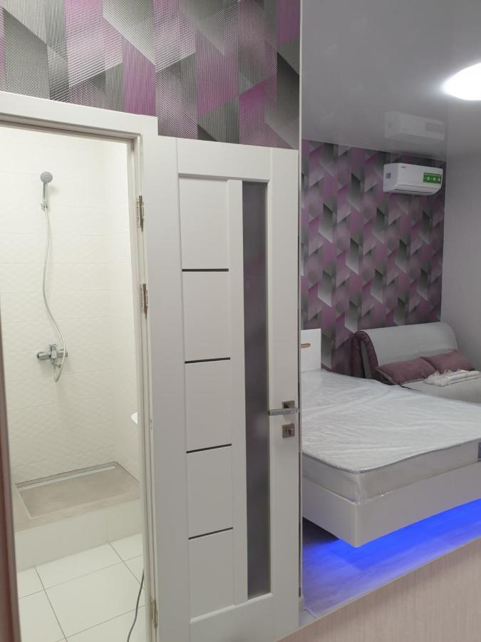 Apart Hotel Malinovskogo Charków Zewnętrze zdjęcie